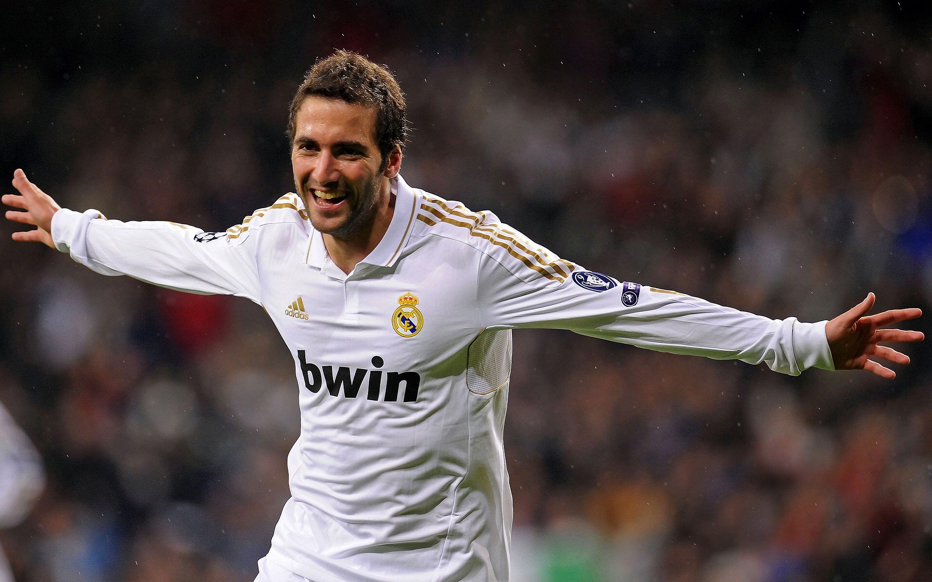 _比赛策略揭秘：如何应对强劲对手_，面对强劲的对手,我们找到缺点